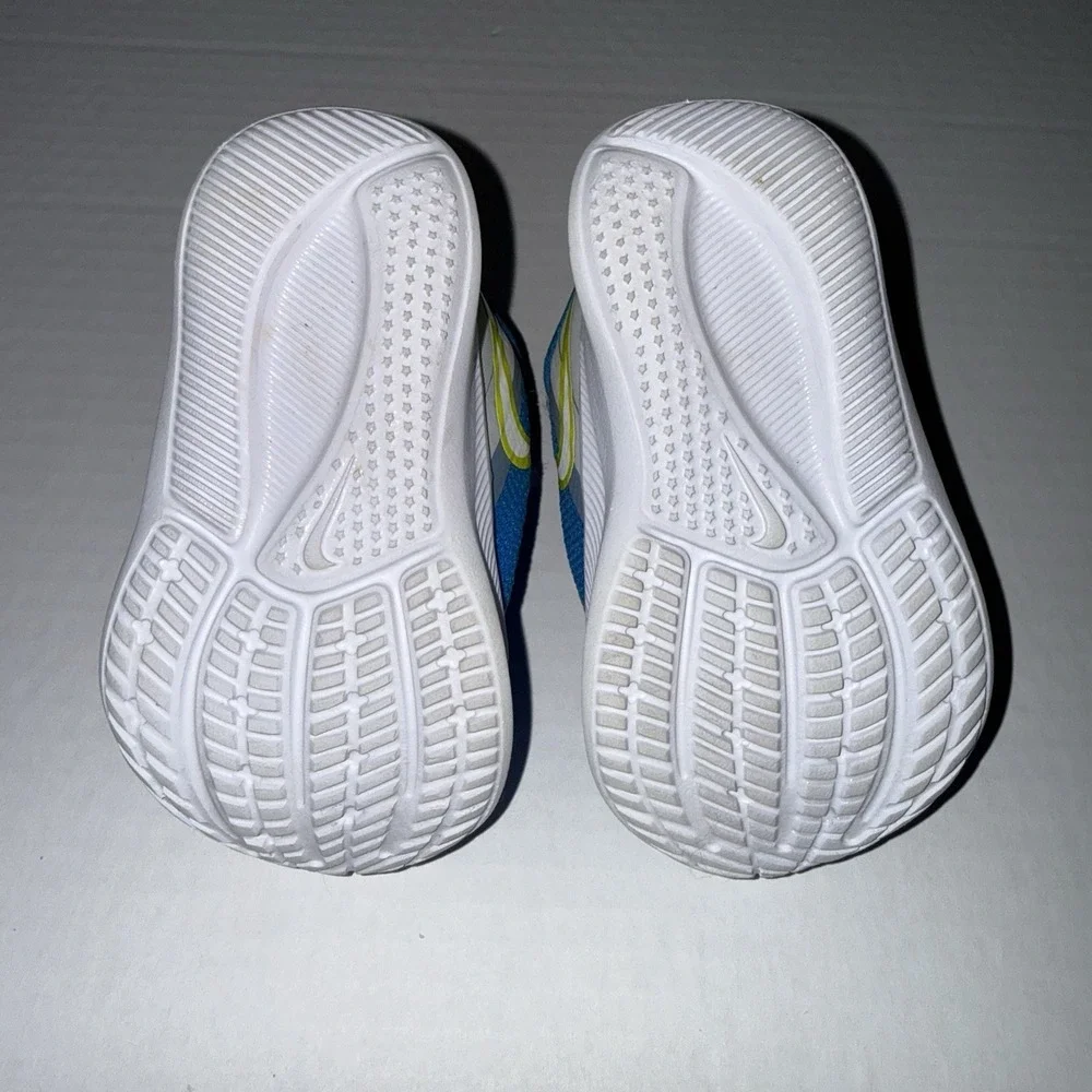 Nike star runner